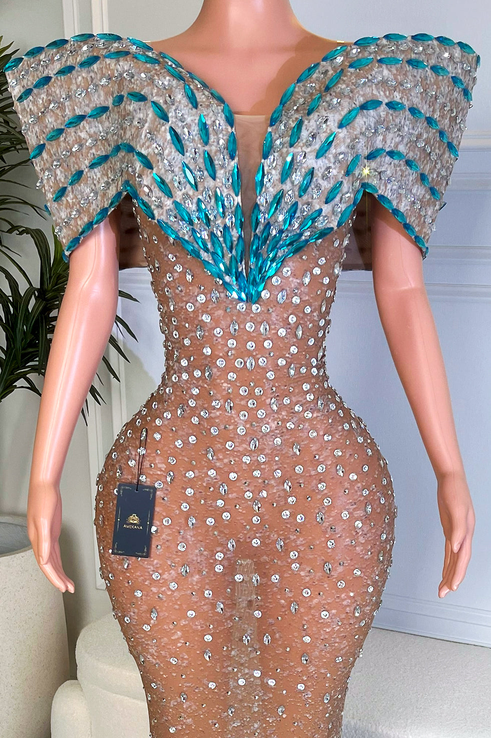 Headline Moment Dress(Ready To Ship)