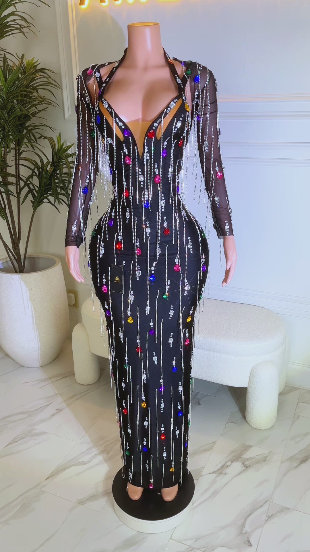 Bold Arrival Dress(Ready To Ship)